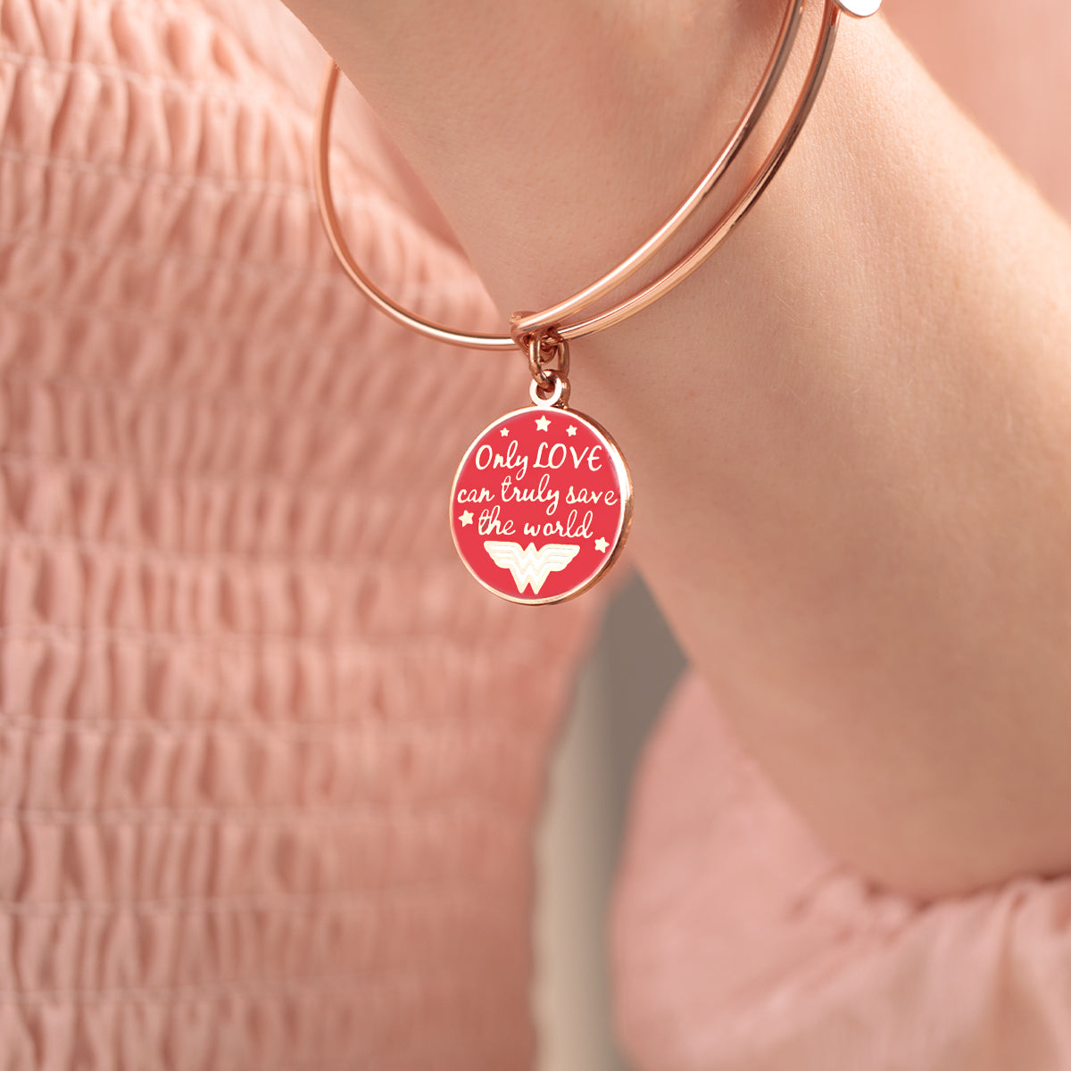 Wonder Womanâ„?'Love Can Save The World' Charm Bangle