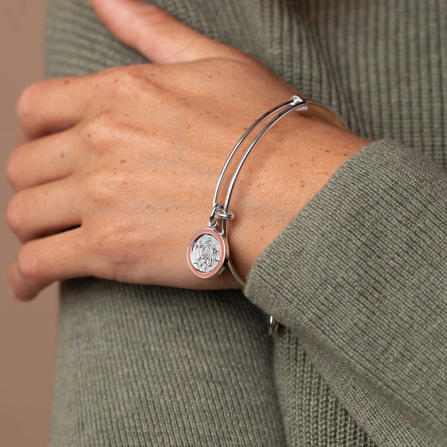 August Gladiolus Flower Charm Bangle