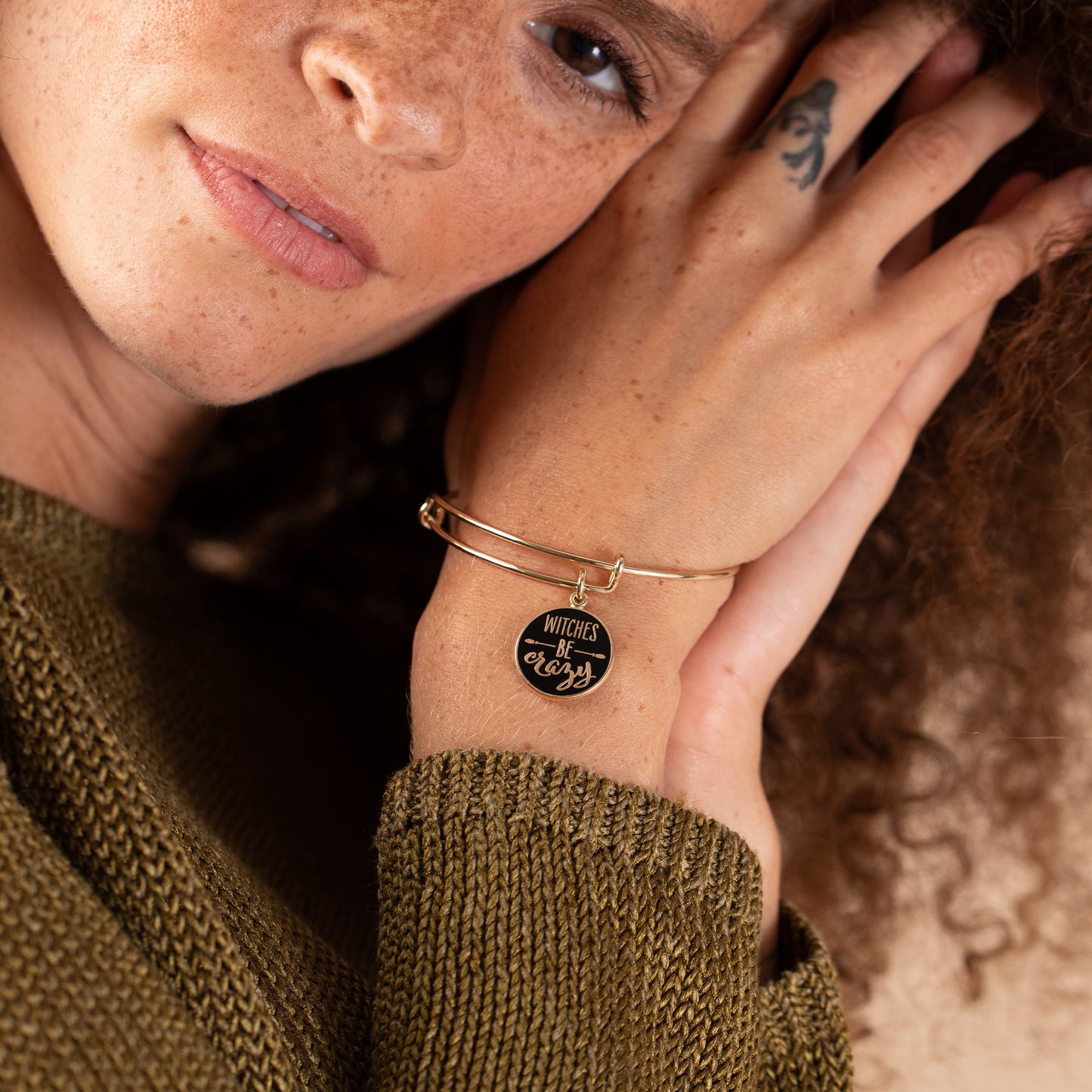 'Witches Be Crazy' Charm Bangle, Color