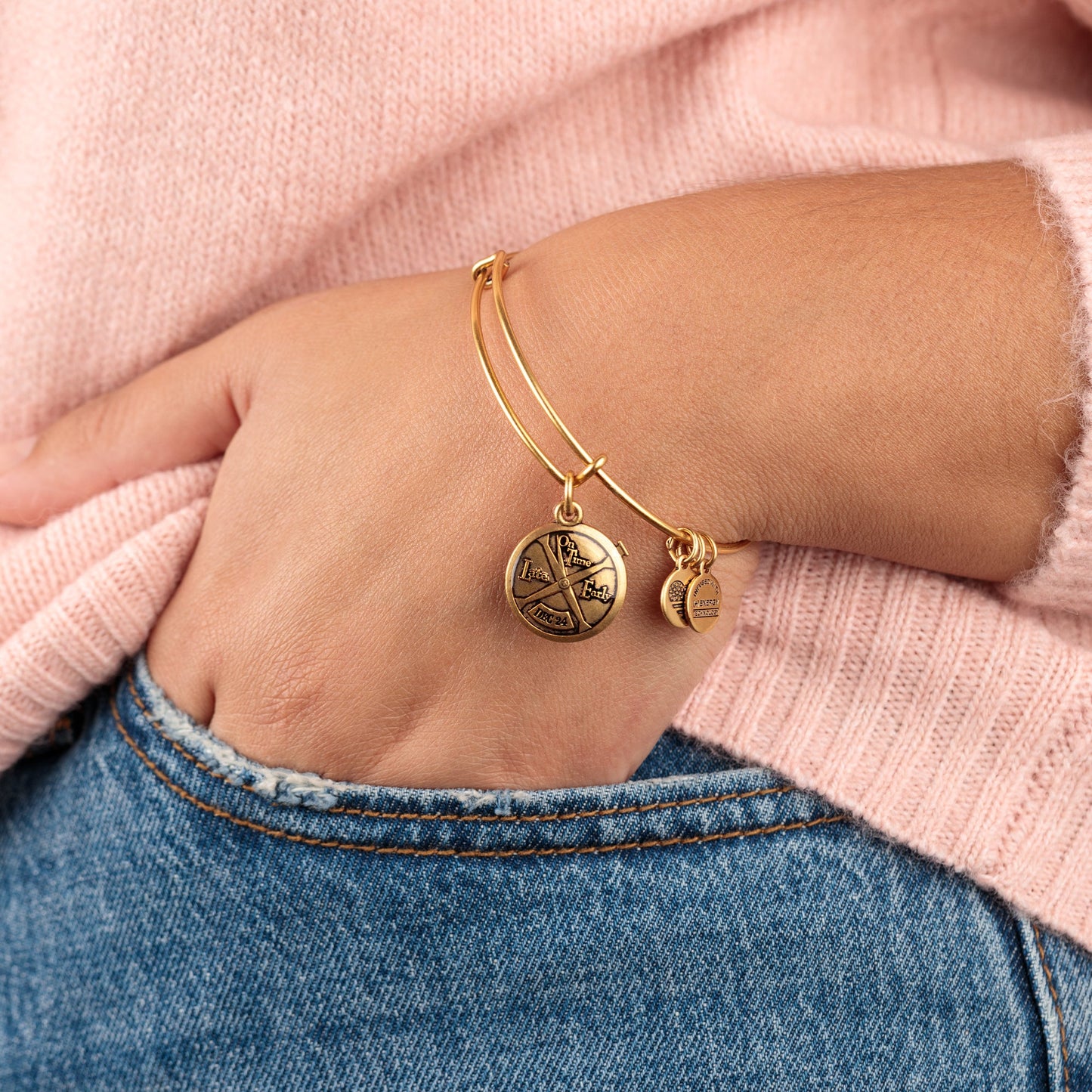 The Polar Expressâ„?Pocket Watch Charm Bangle