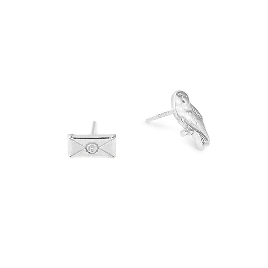 Harry Potterâ„?Owl Post Earrings