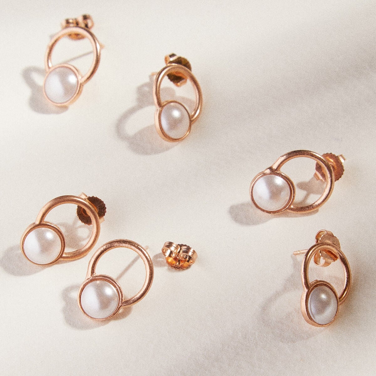 Circle Earrings Crystal Pearls